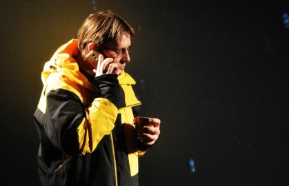 Можно попросить Нину?