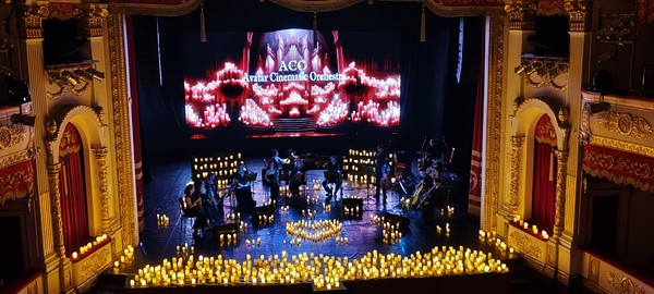 Новогоднее шоу саундтреков при свечах с АСО-оркестром