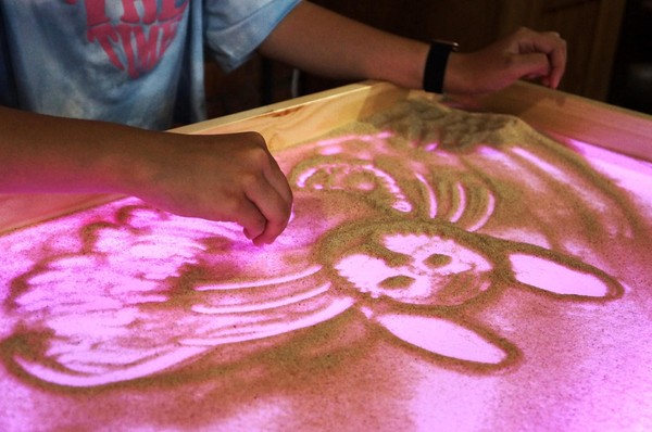 Музейное занятие «Песочная графика»