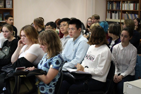 Программа «Нужно просто любить жить!»