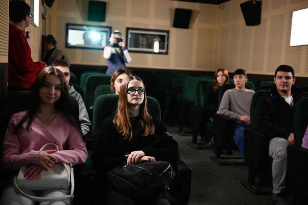 Показ документального фильма «По-взрослому. Валентин»