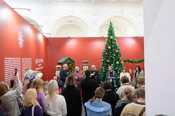 Выставка «Щелкунчик и другие новогодние истории»