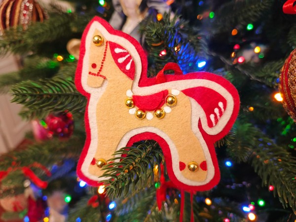 Музейное занятие «Елочная игрушка «Лошадка»