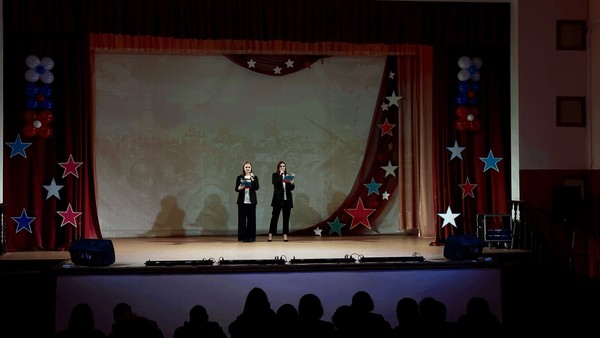 Познавательная программа «Героев помним имена »