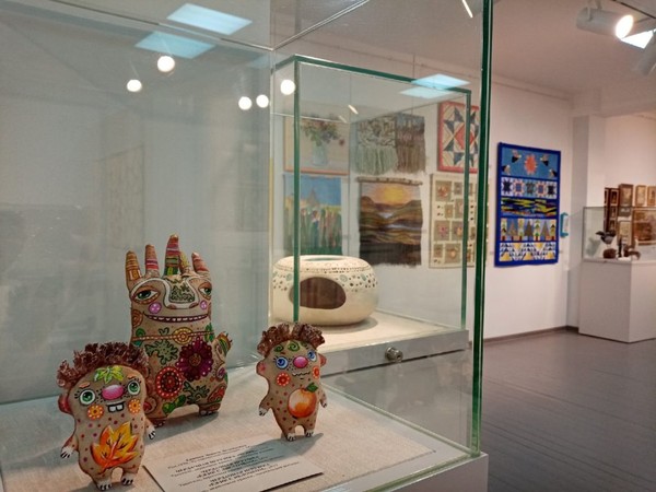 Открытое хранение живописи и декоративно-прикладного искусства России