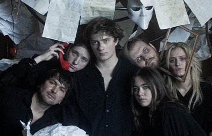 Группа «Бонд с кнопкой»