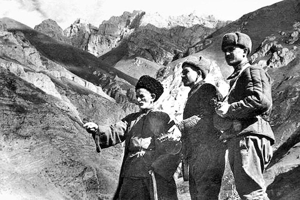 Тематическая беседа «Непокорные горы: почему нацисты не смогли взять Кавказ?»