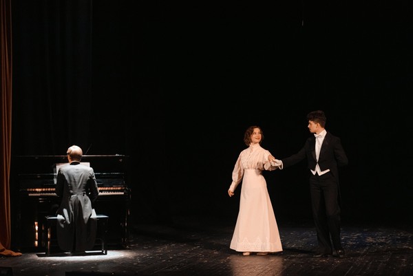 Театральное настроение