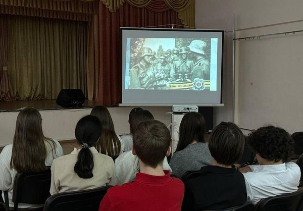 Информационный час «Герои Тулы: Память и слава»