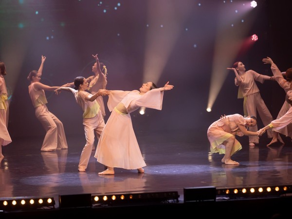 Оранжевое солнце с участием камерного балета «Пантера»