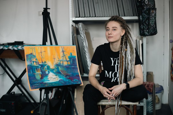 Открытие выставки Алены Смольниковой «Пути и пристани»