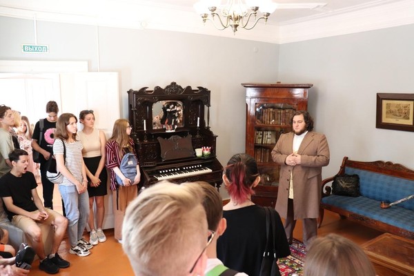 Программа «Недаром помнит вся Россия…»