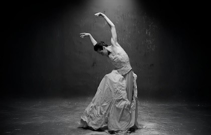 До поезда осталось. Танц-драма