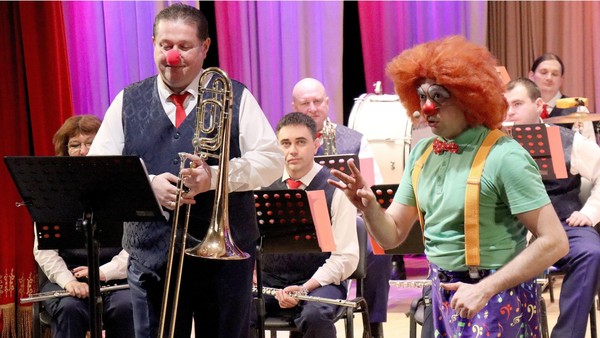 Концерт «Рон Клаксон и духовой оркестр»