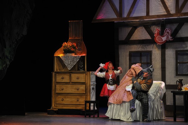 Новые приключения Красной Шапочки