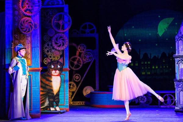 Спектакль «Стойкий оловянный солдатик»