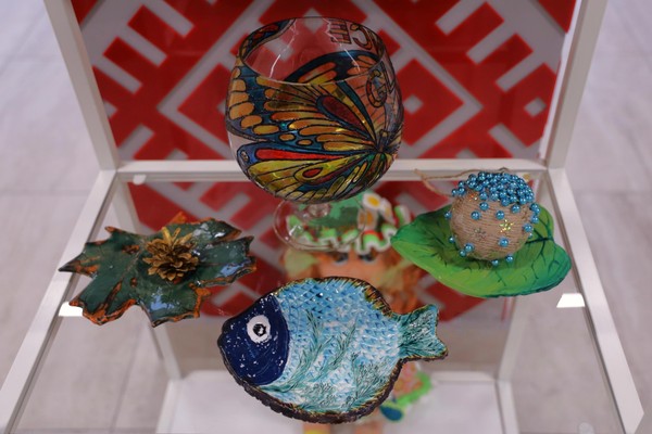 Выставка «Детства счастливая семья»