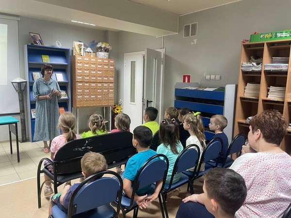 Литературный час «Загадки и чудеса: встреча с героями русских сказок»