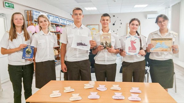 Патриотический час «От бойцов богатырей до героев наших дней»