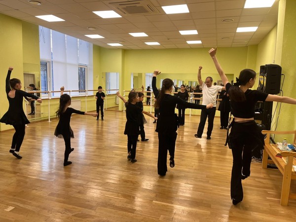 Мастер-класс по национальному танцу