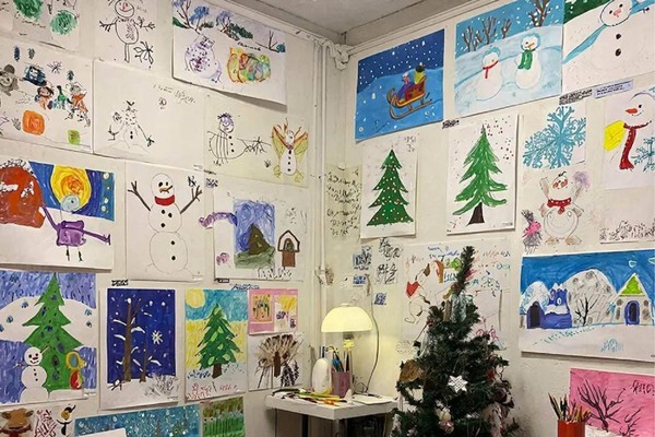 Выставка рисунков Арт студии «Палитра» «Снежная палитра»