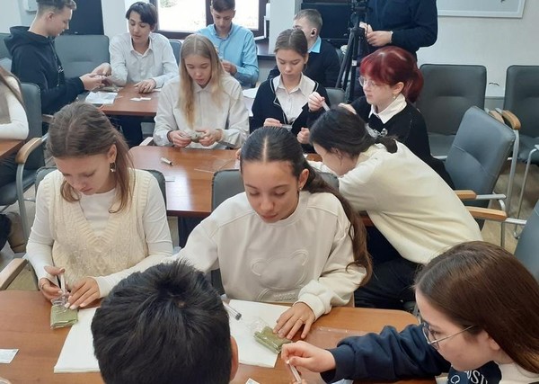 Час добра «Люди с горящими сердцами»