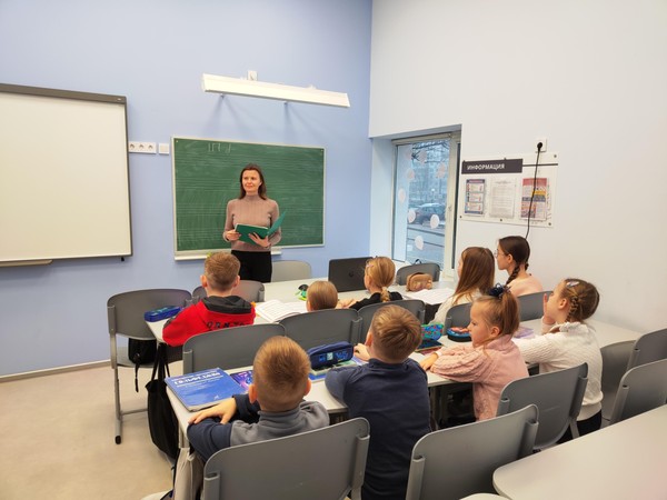 Познавательный час «Русский стиль в пространстве современного человека»