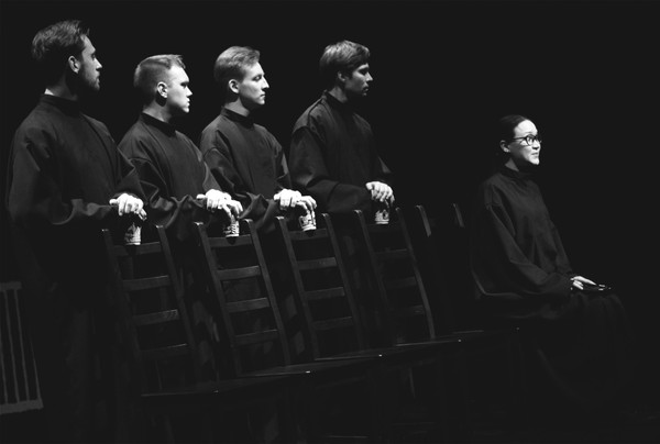 Игры на заднем дворе