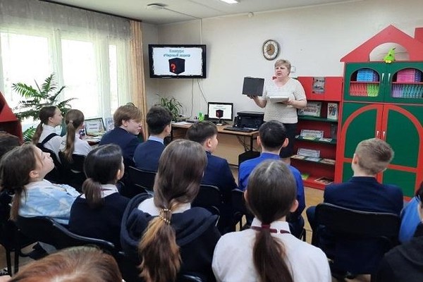 Интеллектуально – познавательная игра «В паутине коррупции»