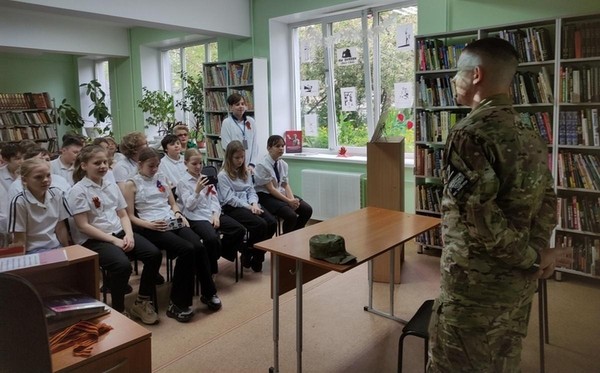 Час патриотизма «Возьми в пример себе героя»