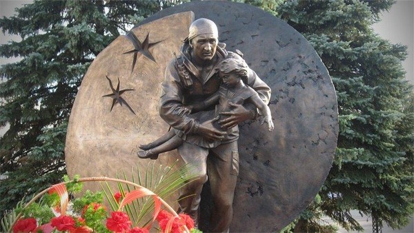 Выставка рисунков «Мы вами гордимся!»