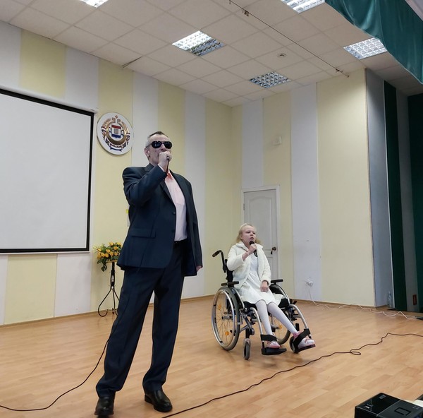 «Творчество – лучшее лекарство»: литературно–музыкальная панорама