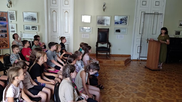 Виртуальная выставка «Ринг за колючей проволокой»