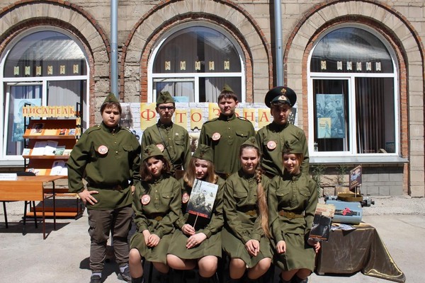 Праздничная программа «Песни военных лет»