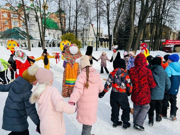 «МАСЛЕНИЦА В ПАРКЕ ДЛЯ ШКОЛЬНИКОВ»