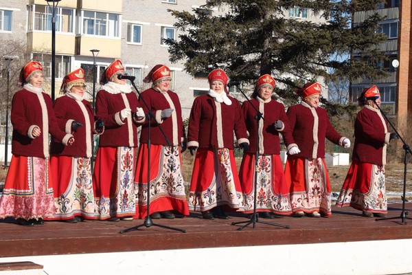 Концерт–поздравление, посвященный празднованию Дню гражданской Авиации- Небо наш дом