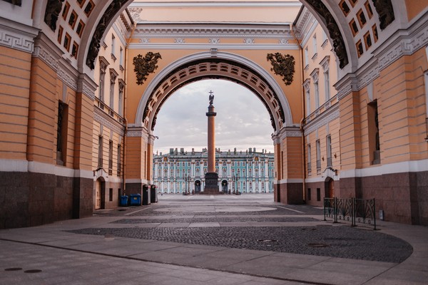 Знакомство с Петербургом