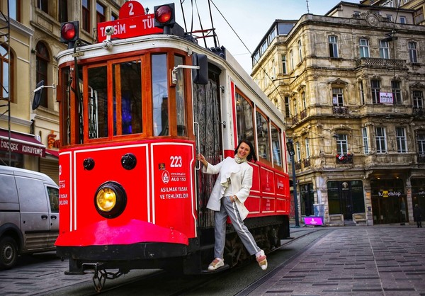 Фотопрогулка «Тайны Истикляля»