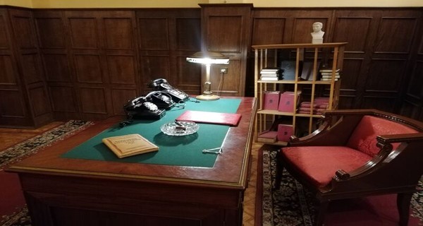 Бункер Сталина в Измайлово с бокалом любимого вина тов. Сталина