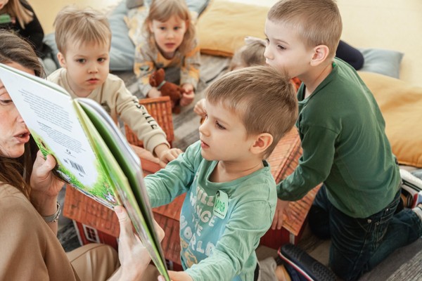 «Я знаю пять имен...». Вадим Левин и Виктор Лунин. Для детей 3–5 лет в Арке Марка