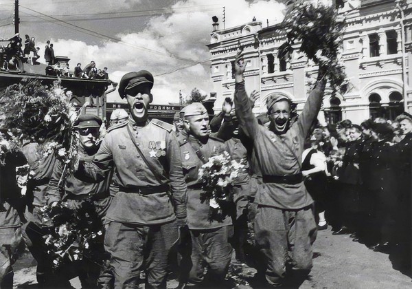 Выставка «Когда музы не молчат…»