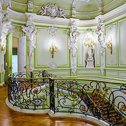 Музыка и танцы Петровского двора