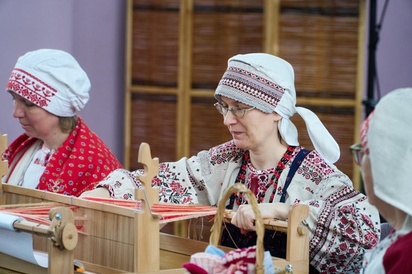 Мастер-класс «Народная куколка-оберег «Благополучница-денежница»