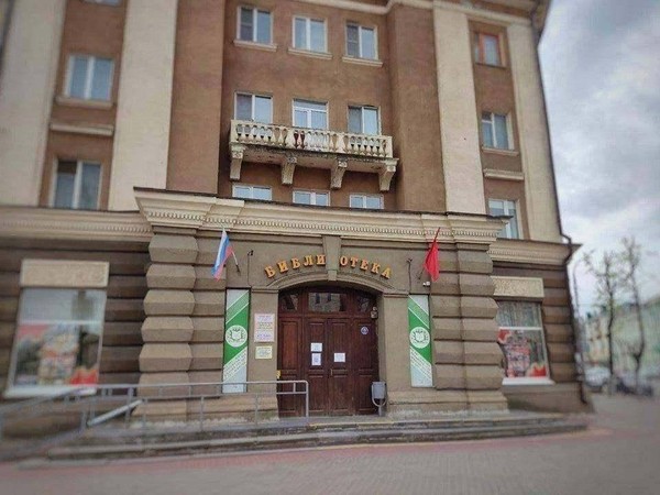 Выставка Любови Жмакиной «А люди помнят...»