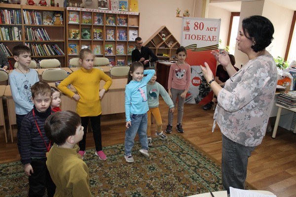 Занятие в «Активити-клубе» «В гостях у Солнышка»