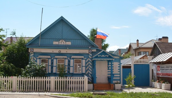 Старый... новый город: история одного дома