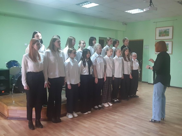 «Весенние голоса»