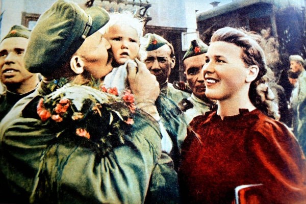 Презентация новой книги детского писателя Ларисы Назаровой «Мы победим, Вера!»