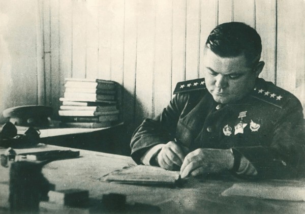 Лекция «Герои-белгородцы: Н. Ф. Ватутин, В. В. Вахарловский, И. Г. Вдовытченко»