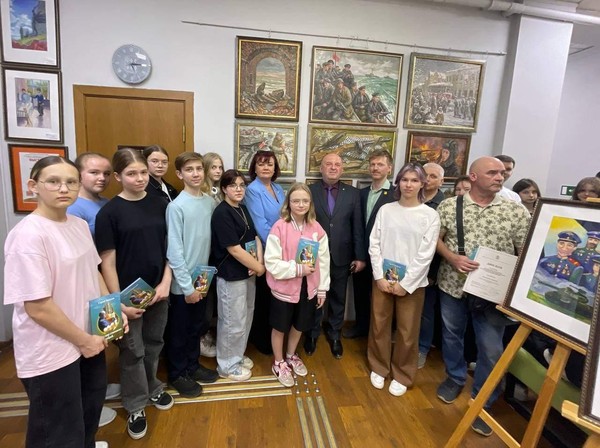 Презентация сборника стихов Пастухова Сергея Петровича с иллюстрациями учеников НДХШ 24.04-24.05